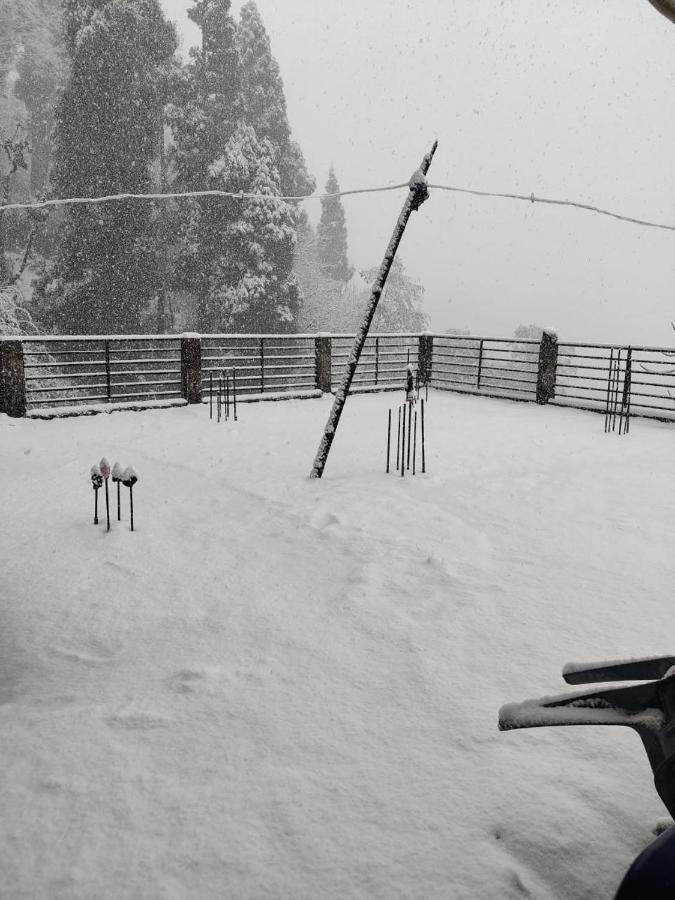Mountain Chalet ดาร์จีลิง ภายนอก รูปภาพ